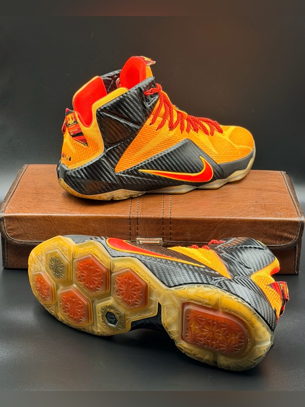 Nike LeBron 12 'CLE' - Picture 5 of 11